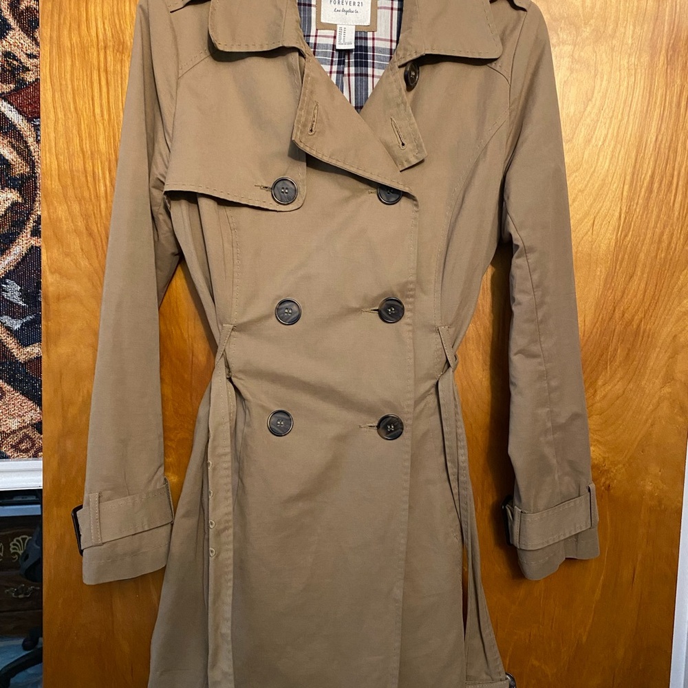 FOREVER 21 Beige Trench Coat, Size M
